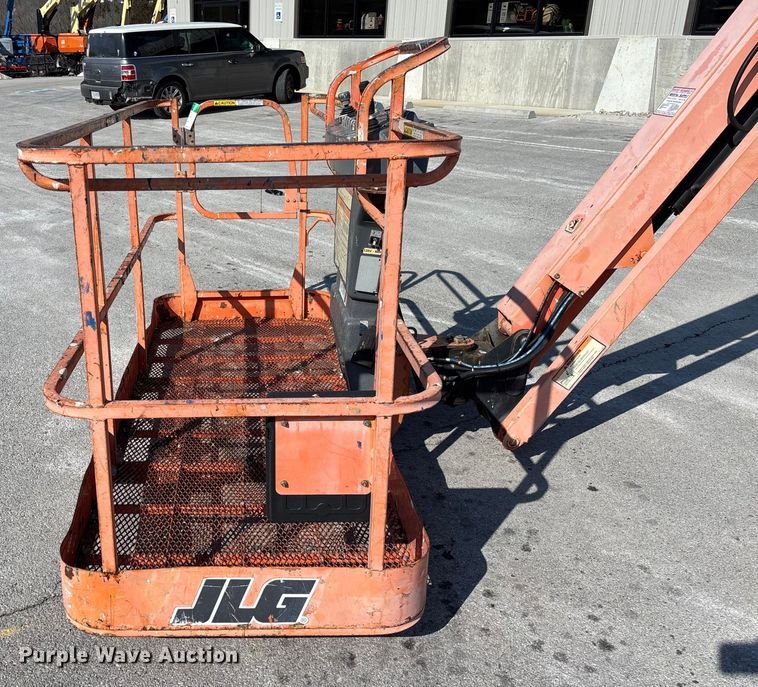 image for item FB2975 2008 JLG 600AJ boom lift