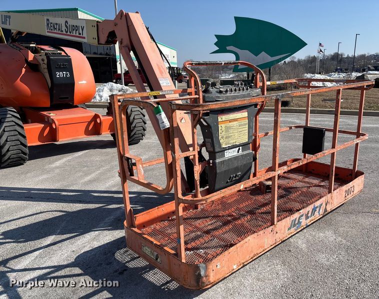 image for item FB2975 2008 JLG 600AJ boom lift