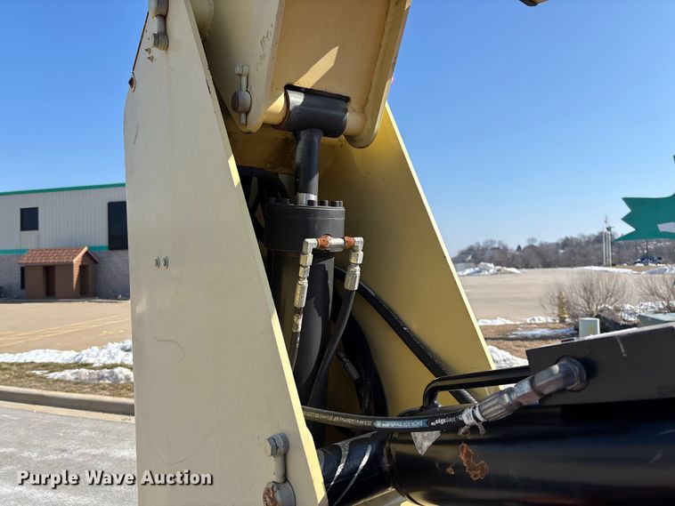 image for item FB2975 2008 JLG 600AJ boom lift