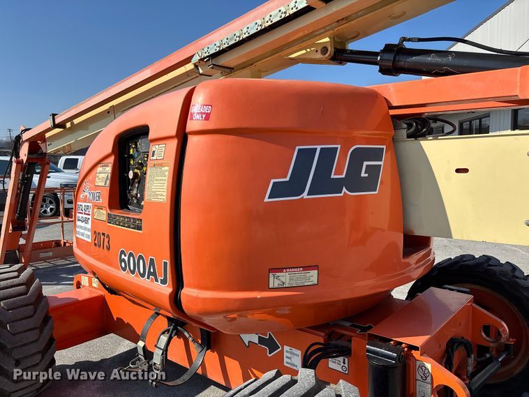 image for item FB2975 2008 JLG 600AJ boom lift