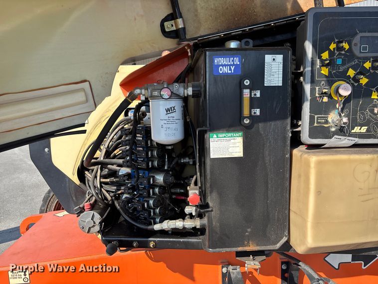 image for item FB2975 2008 JLG 600AJ boom lift