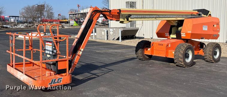 image for item FB2976 2007 JLG 600SJ boom lift