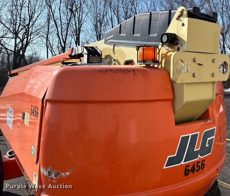 image for item FB2976 2007 JLG 600SJ boom lift