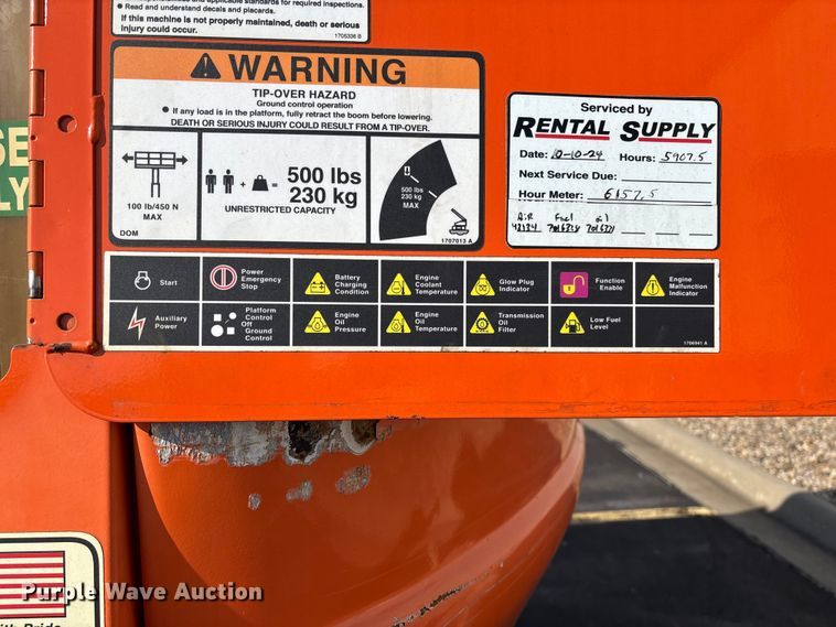 image for item FB2976 2007 JLG 600SJ boom lift