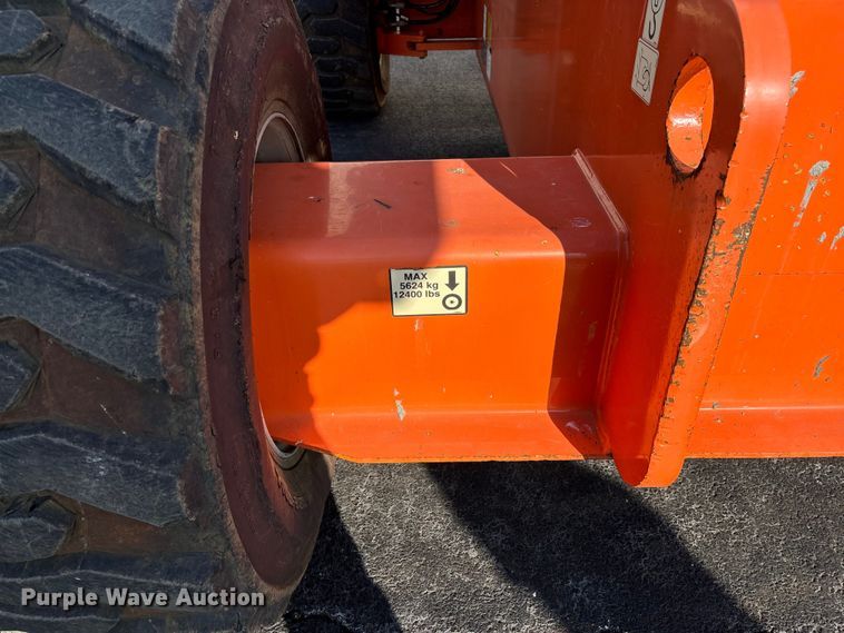 image for item FB2976 2007 JLG 600SJ boom lift