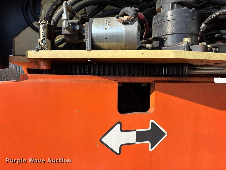 image for item FB2976 2007 JLG 600SJ boom lift