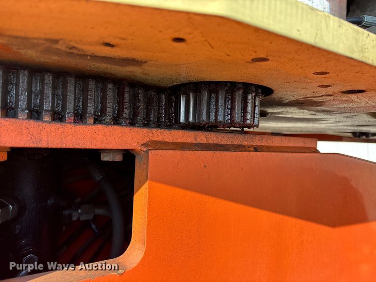 image for item FB2976 2007 JLG 600SJ boom lift