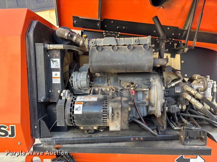 image for item FB2976 2007 JLG 600SJ boom lift