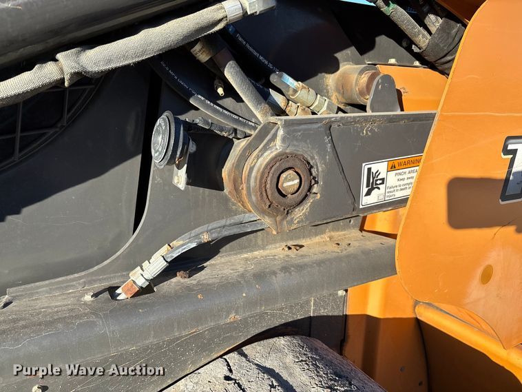 image for item FB2991 2012 Case TV380 tracked skid steer loader