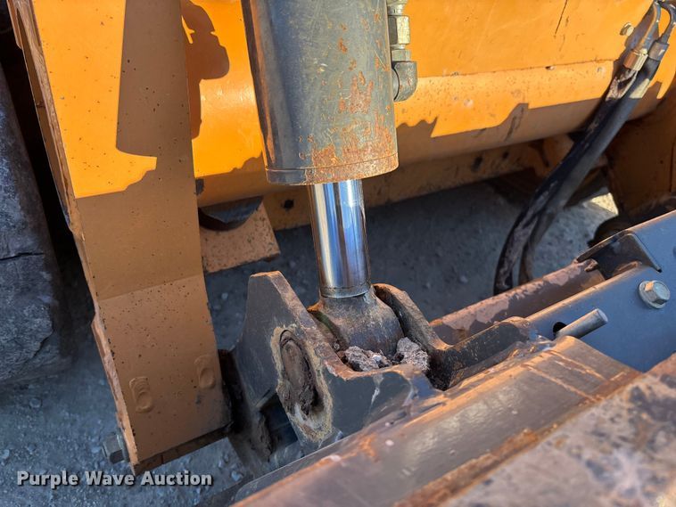 image for item FB2991 2012 Case TV380 tracked skid steer loader