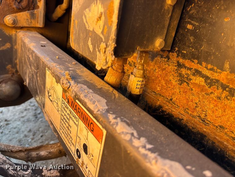 image for item FB2991 2012 Case TV380 tracked skid steer loader