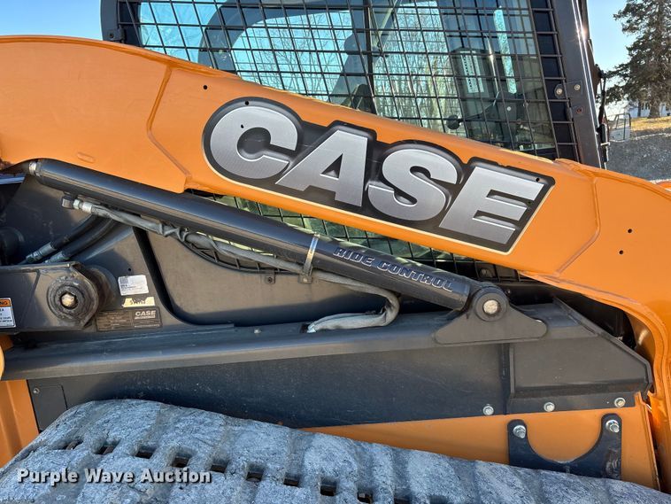 image for item FB2991 2012 Case TV380 tracked skid steer loader