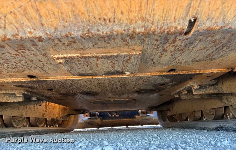 image for item FB2991 2012 Case TV380 tracked skid steer loader