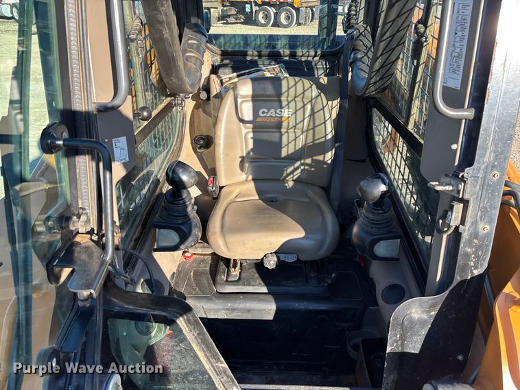 image for item FB2991 2012 Case TV380 tracked skid steer loader