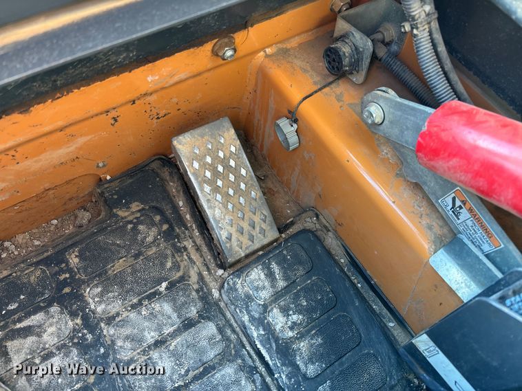 image for item FB2991 2012 Case TV380 tracked skid steer loader