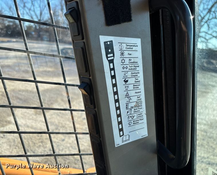 image for item FB2991 2012 Case TV380 tracked skid steer loader