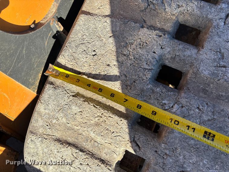 image for item FB2991 2012 Case TV380 tracked skid steer loader