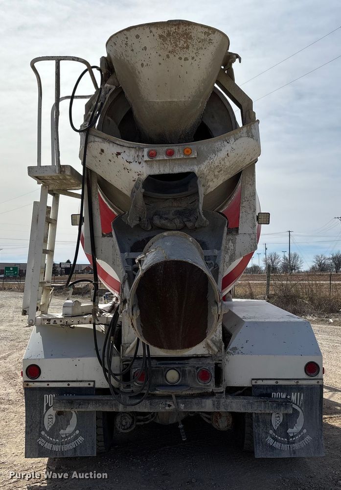 image for item FB3012 2008 Peterbilt 365 ready mix truck