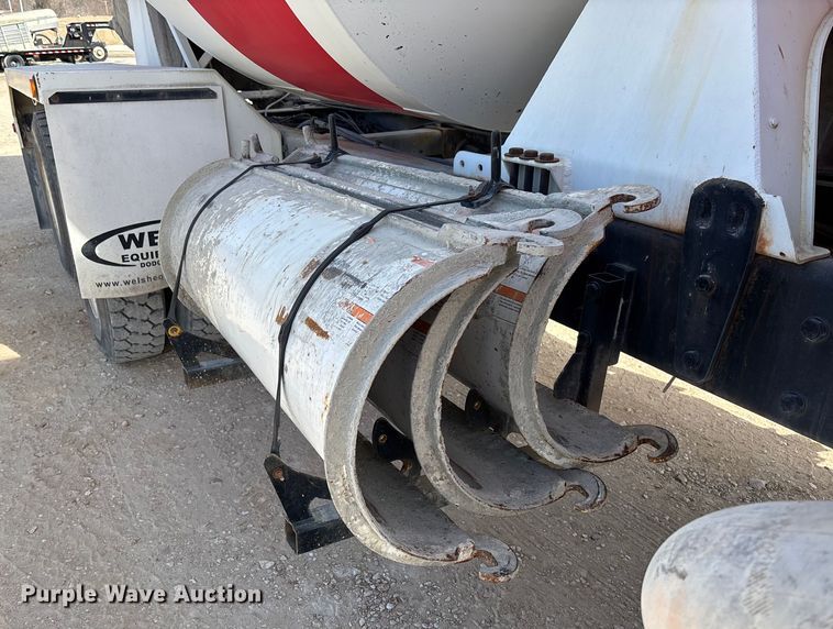 image for item FB3012 2008 Peterbilt 365 ready mix truck