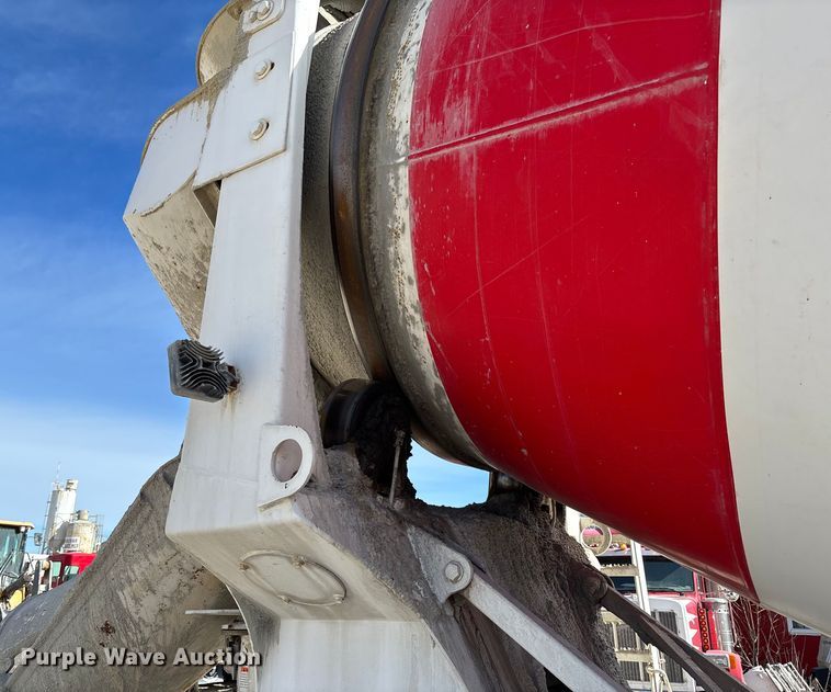 image for item FB3012 2008 Peterbilt 365 ready mix truck