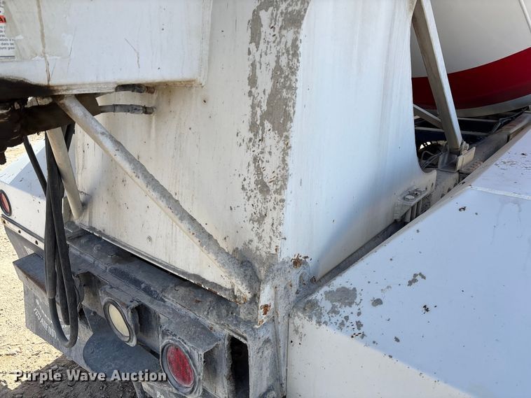 image for item FB3012 2008 Peterbilt 365 ready mix truck