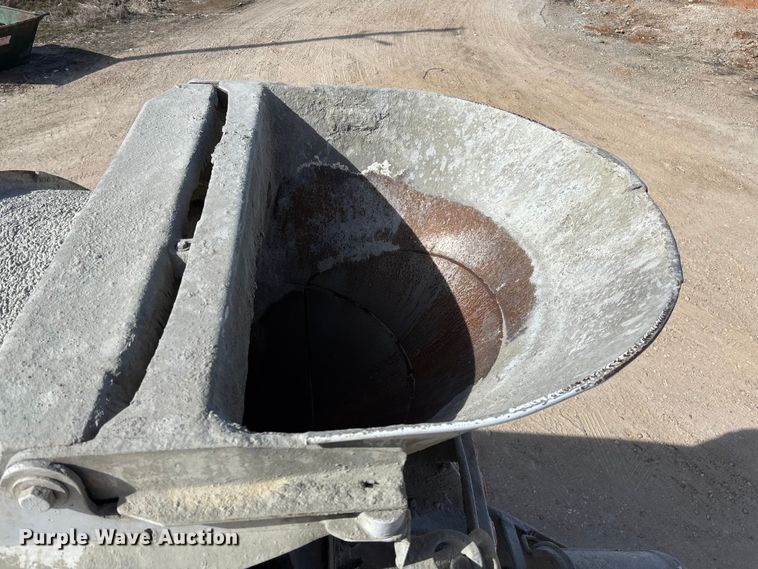 image for item FB3012 2008 Peterbilt 365 ready mix truck