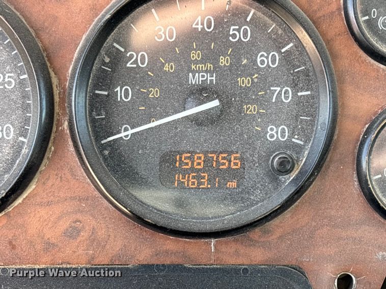 image for item FB3012 2008 Peterbilt 365 ready mix truck