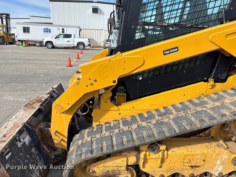 image for item FB3027 2022 Caterpillar 299D3 tracked skid steer loader