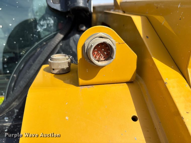 image for item FB3027 2022 Caterpillar 299D3 tracked skid steer loader