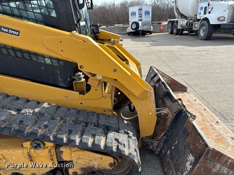 image for item FB3027 2022 Caterpillar 299D3 tracked skid steer loader