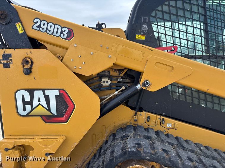 image for item FB3027 2022 Caterpillar 299D3 tracked skid steer loader