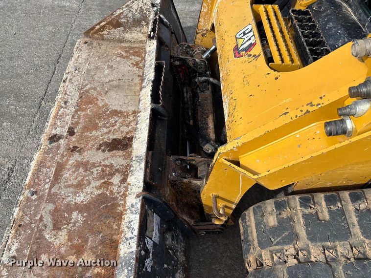 image for item FB3027 2022 Caterpillar 299D3 tracked skid steer loader