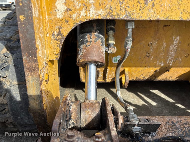 image for item FB3027 2022 Caterpillar 299D3 tracked skid steer loader