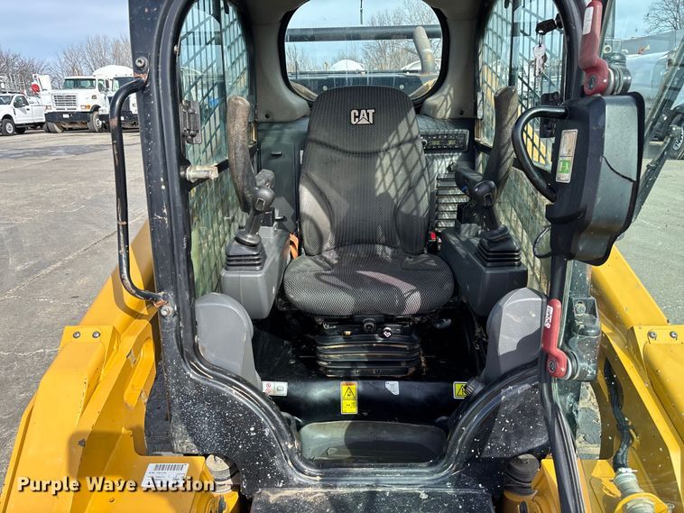 image for item FB3027 2022 Caterpillar 299D3 tracked skid steer loader
