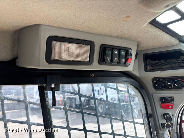 image for item FB3027 2022 Caterpillar 299D3 tracked skid steer loader