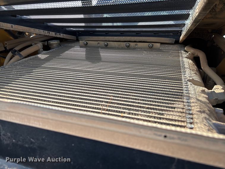 image for item FB3027 2022 Caterpillar 299D3 tracked skid steer loader