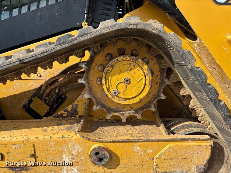 image for item FB3027 2022 Caterpillar 299D3 tracked skid steer loader