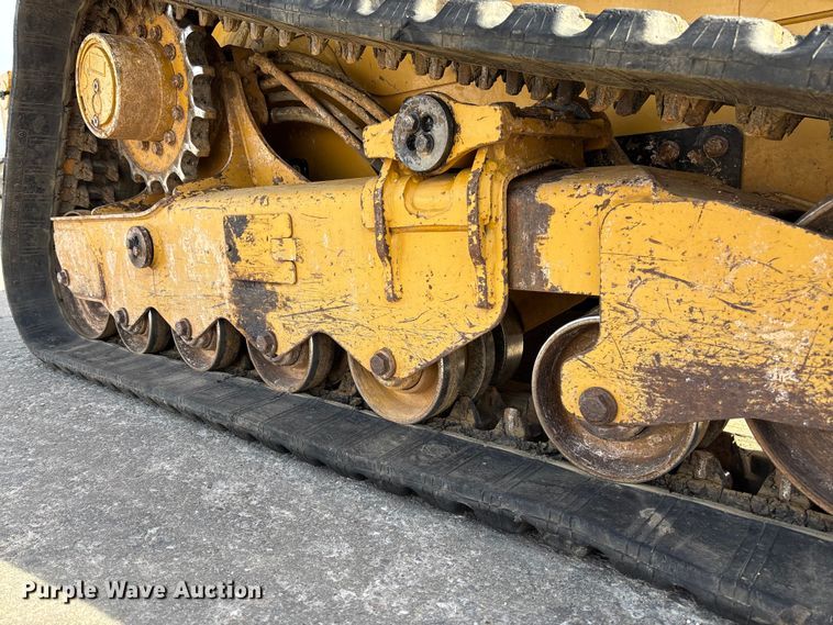 image for item FB3027 2022 Caterpillar 299D3 tracked skid steer loader