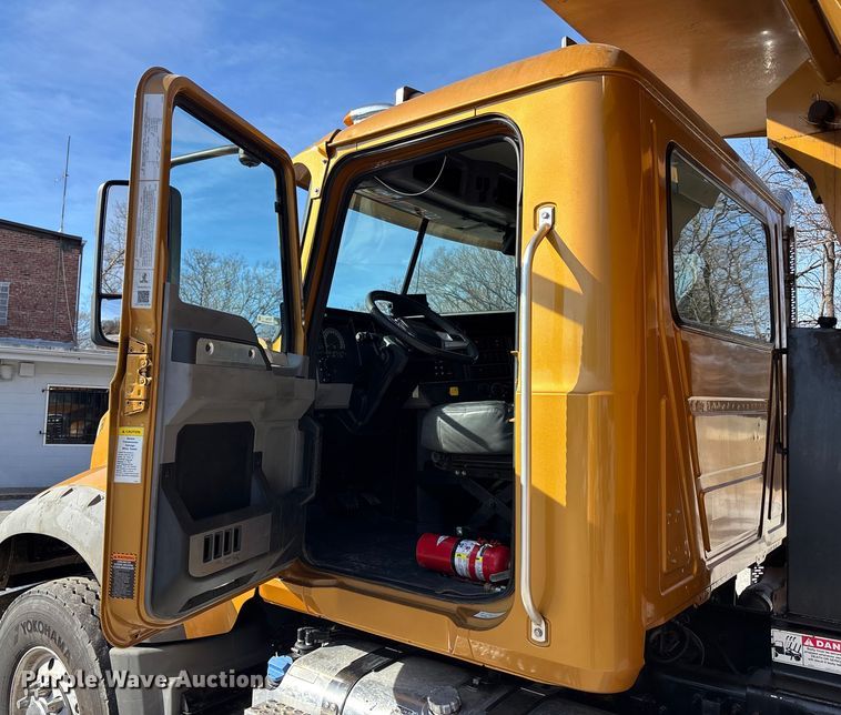 image for item FB3498 2020 Mack Granite GR104F dump truck