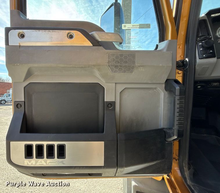 image for item FB3498 2020 Mack Granite GR104F dump truck