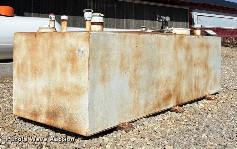 image for item FB3505 Hoover Containment Systems Inc  500 VT fuel tank