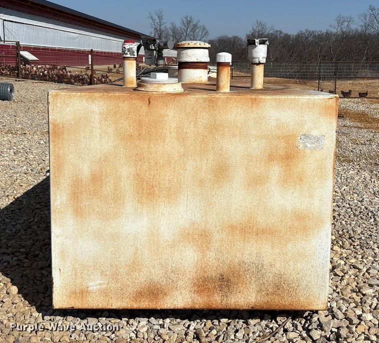 image for item FB3505 Hoover Containment Systems Inc  500 VT fuel tank