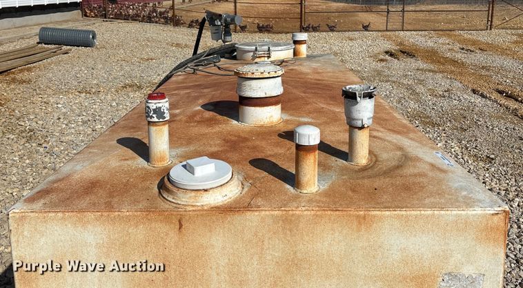 image for item FB3505 Hoover Containment Systems Inc  500 VT fuel tank