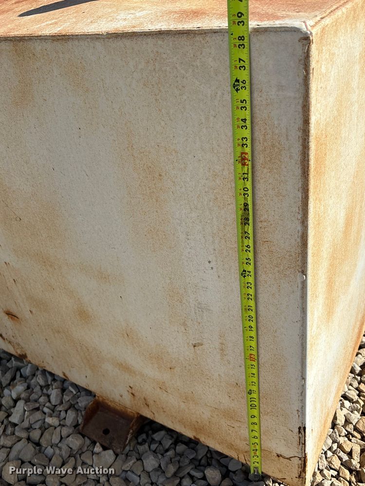 image for item FB3505 Hoover Containment Systems Inc  500 VT fuel tank