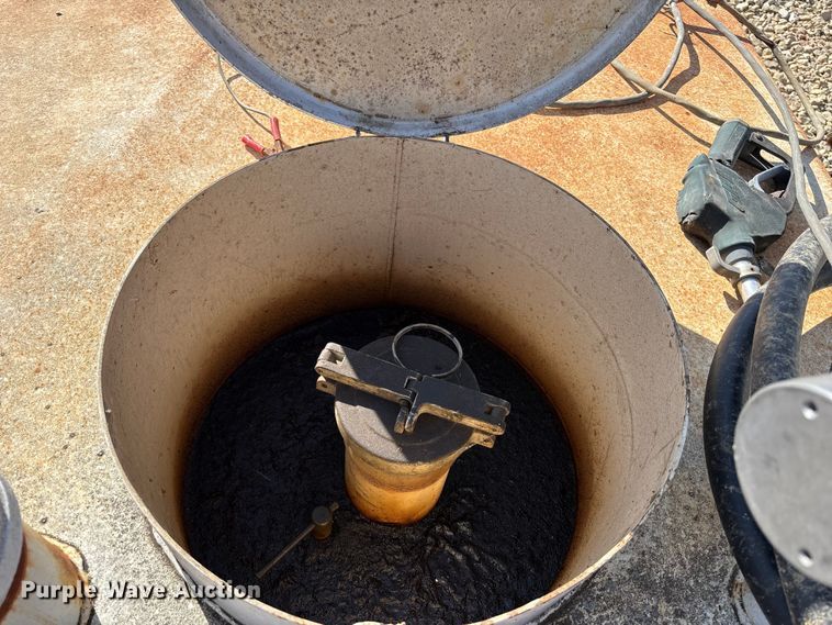 image for item FB3505 Hoover Containment Systems Inc  500 VT fuel tank