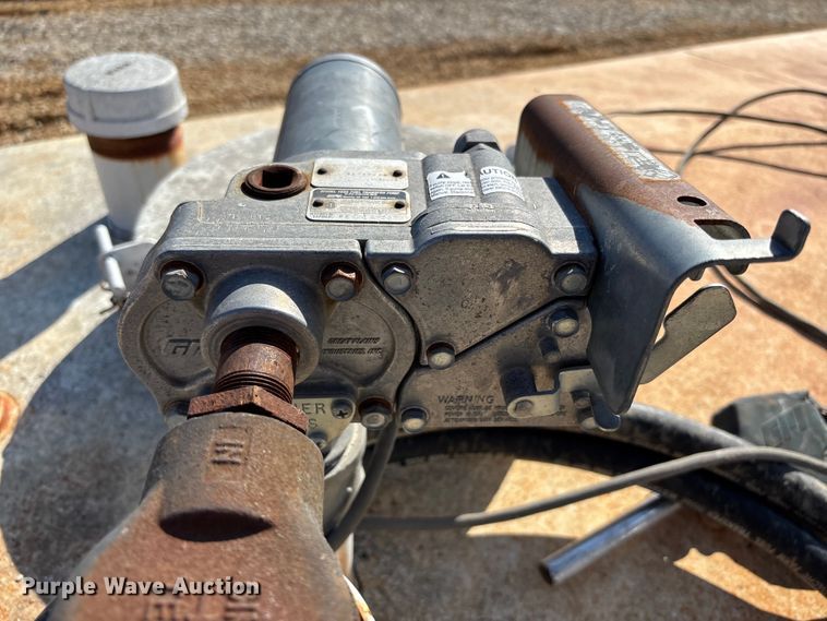 image for item FB3505 Hoover Containment Systems Inc  500 VT fuel tank