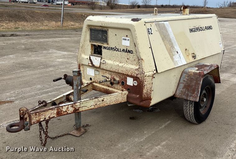 image for item FB3522 Ingersoll Rand 185 air compressor