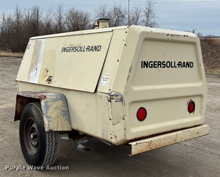 image for item FB3522 Ingersoll Rand 185 air compressor