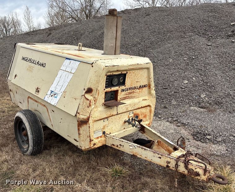image for item FB3524 Ingersoll Rand 160 air compressor