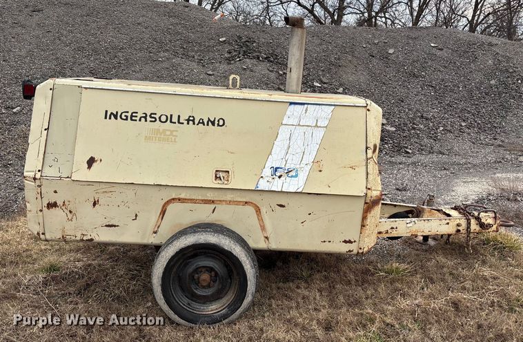 image for item FB3524 Ingersoll Rand 160 air compressor
